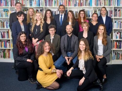 Gruppenfoto der Mitarbeitenden bei Tier im Recht 