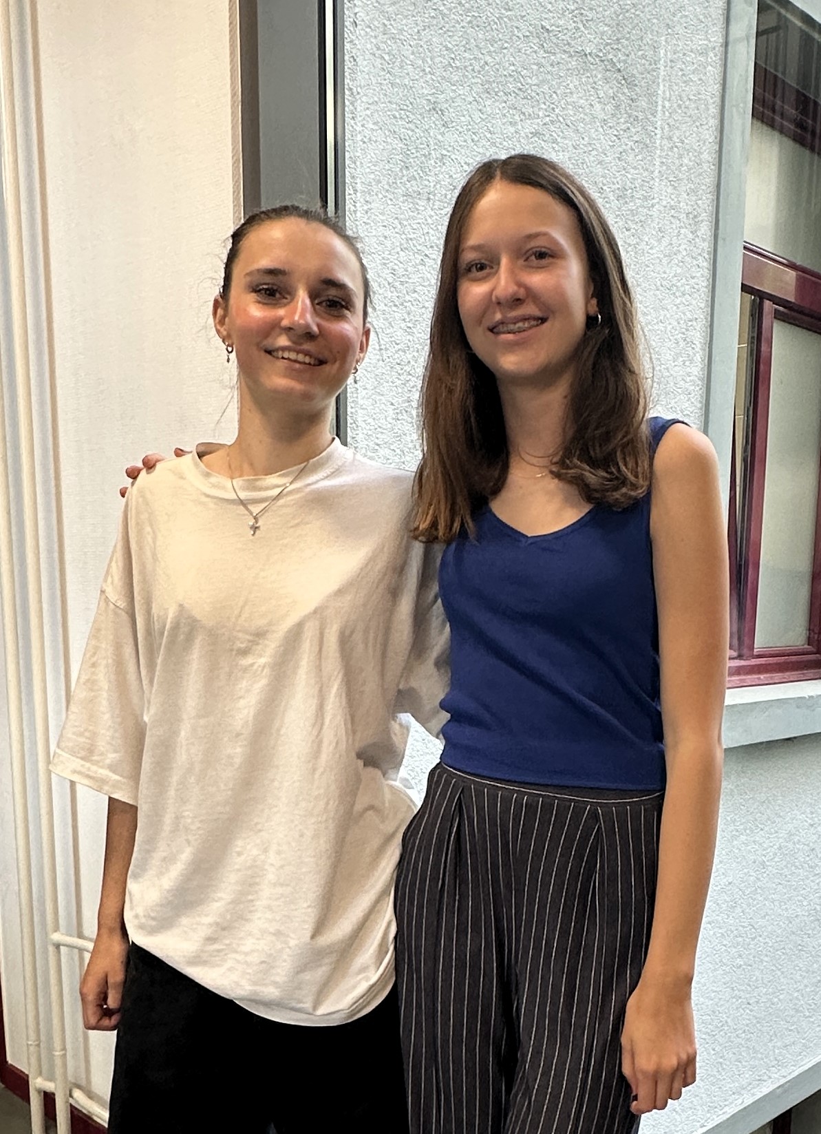 Michaela und Audrina, angehende Med. Praxisassistentinnen (Klasse MP24)